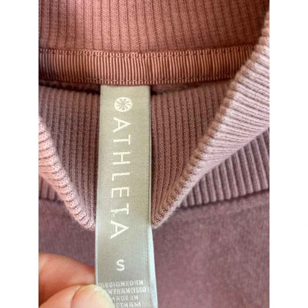 Athleta Mock Neck Side Zip Sweatshirt Mauve Womens Small Pullover Fleece Pockets - Picture 3 of 9